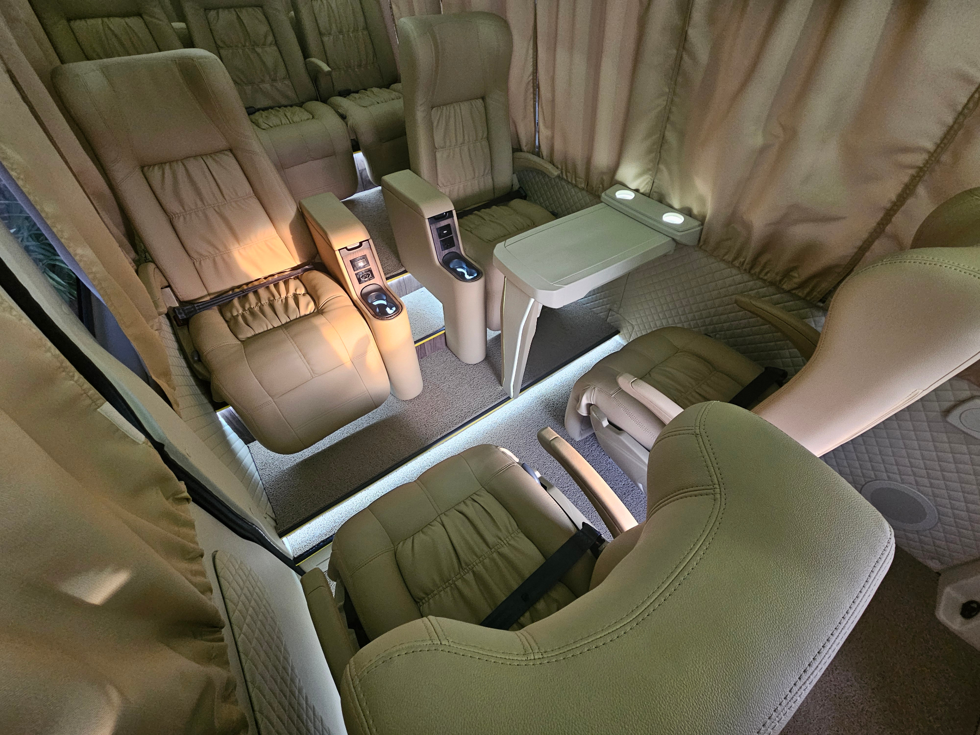 Interior premium da van CW Global